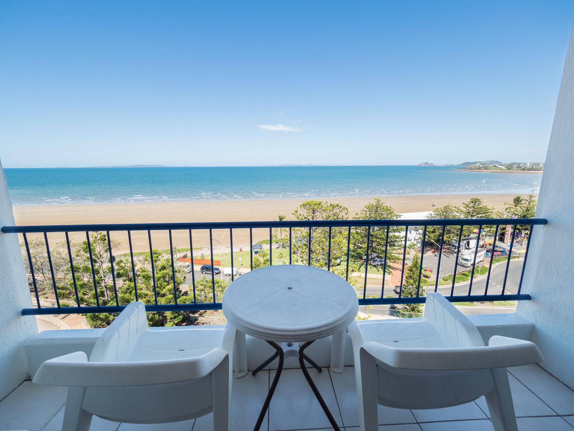 Hotel Bayview Tower Yeppoon Exterior foto